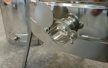 Lade das Bild in den Galerie-Viewer, 6 Waben für DN, Zander, DN, LR, Selbstwende-Schleuder Motor unten Ø 800 mm
